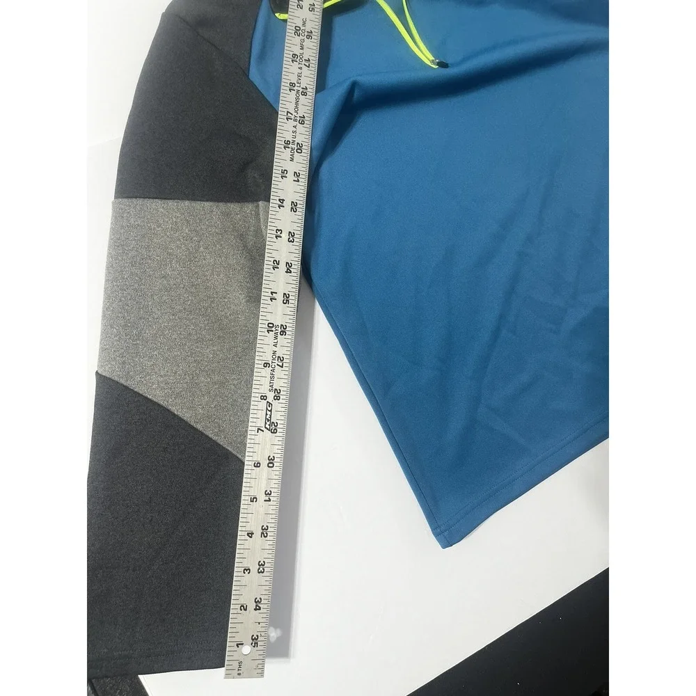 OshKosh Boys Blue Gray Colorblock Quarter Zip Pullover Active Shirt Size 12‎